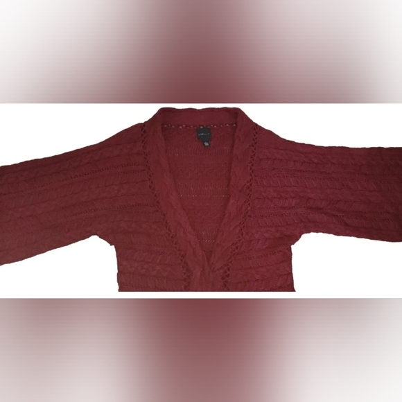 Chunky Knit City UNLTD Sweater Bell Sleeves Knit Womens size Large Excellent! - Picture 4 of 9